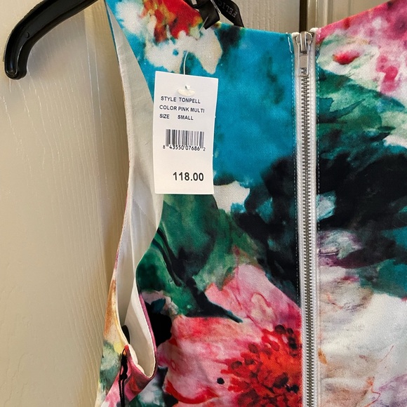 Multi print dress. - Picture 5 of 8